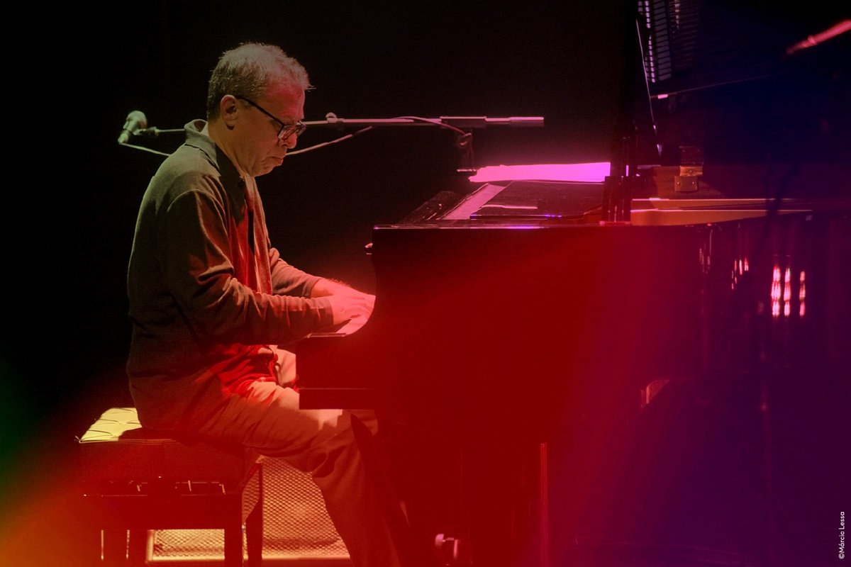 Mário Laginha ao piano