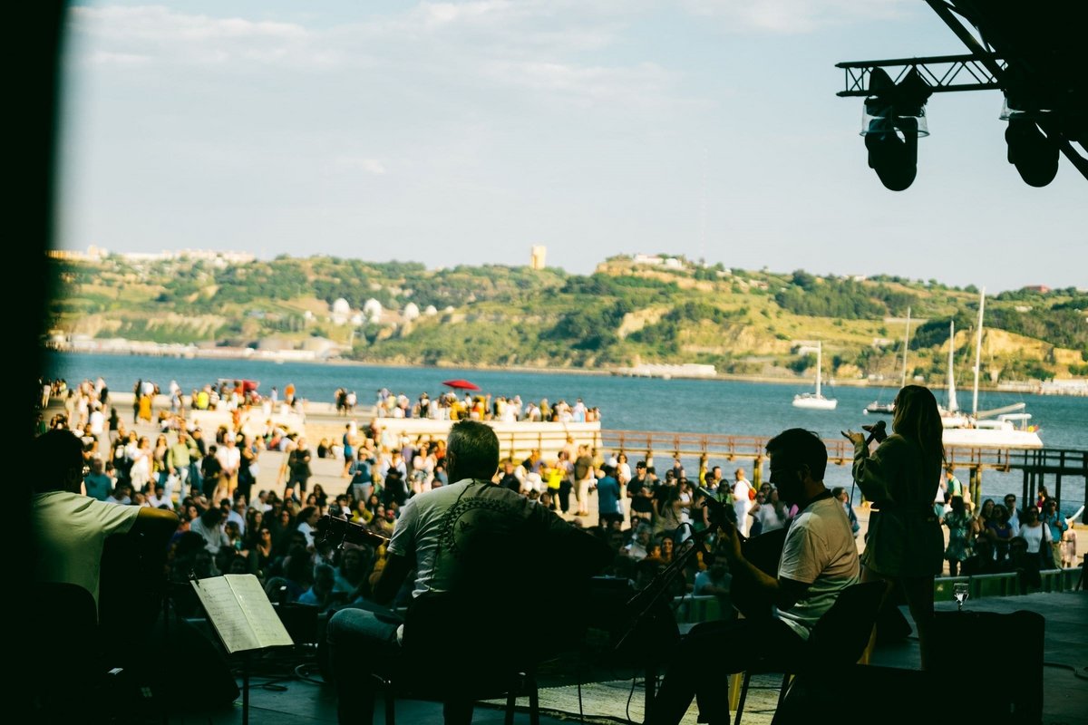 vista do rio a partir do palco