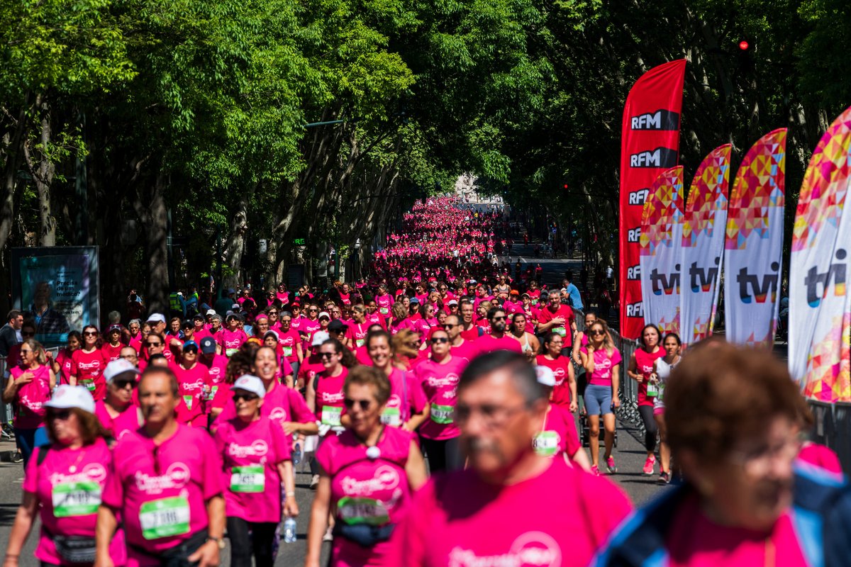 Corrida Sempre Mulher juntou cerca de 12 mil participantes 