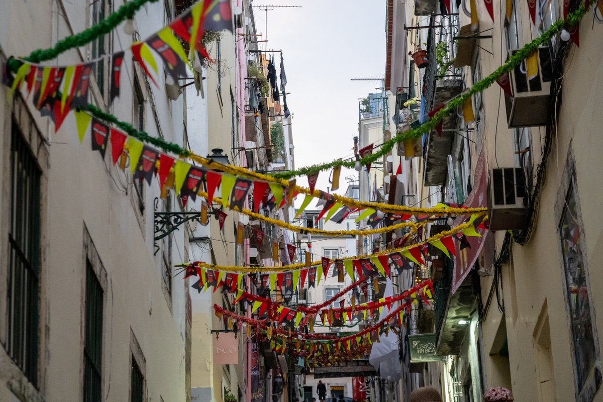 rua enfeitada santos populares