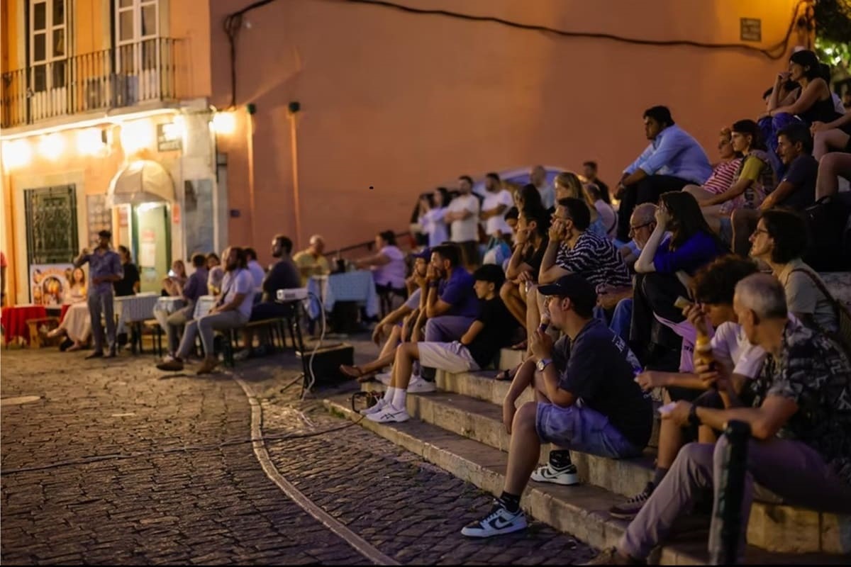 alfama cinema ao ar livre