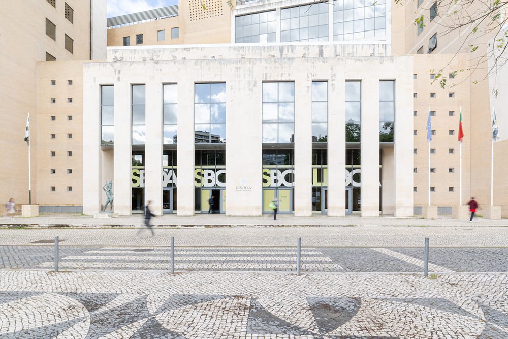 Greve geral condiciona serviços municipais