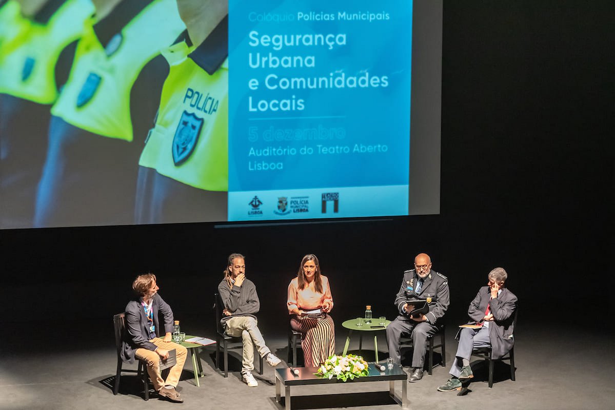 Debates sobre ética policial, desafios emergentes da segurança urbana e o papel das forças de segurança no século XXI reuniram especialistas de diversas áreas