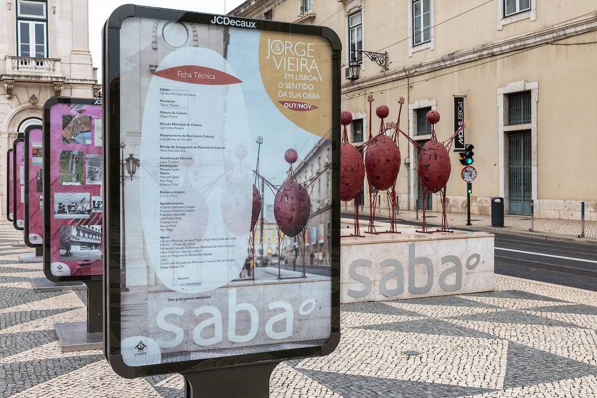 Exposição na Praça do Município