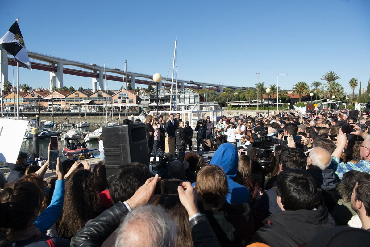 Greta Thunberg à chegada ao Cais de Santo Amaro, em Lisboa