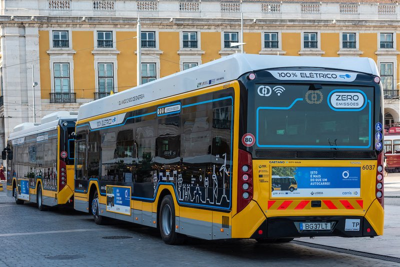 The 30 new standard buses will be integrated into regular service routes: 706, 732 and 760