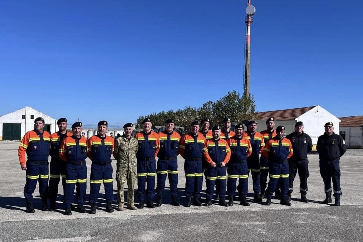 Sapadores Bombeiros de Lisboa apoiam população de Valência após as cheias