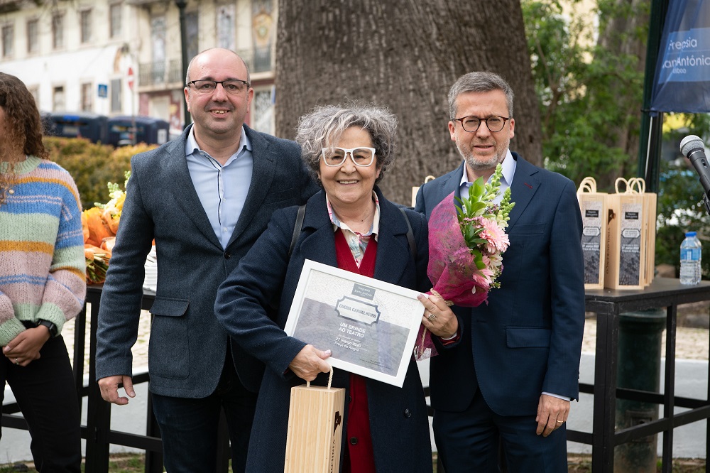 Passeio da Fama na Praça da Alegria homenageia atores no Dia Mundial do Teatro