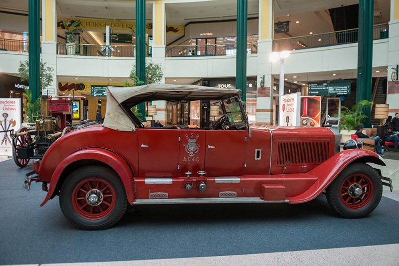 Coleção de viaturas de Socorro do Museu do Regimento de Sapadores Bombeiros