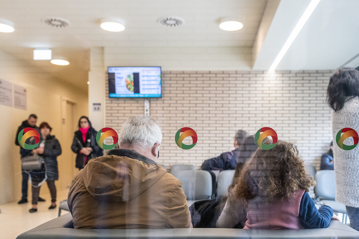 Os contratos abrangem a requalificação de equipamentos como centros de saúde, escolas e creches