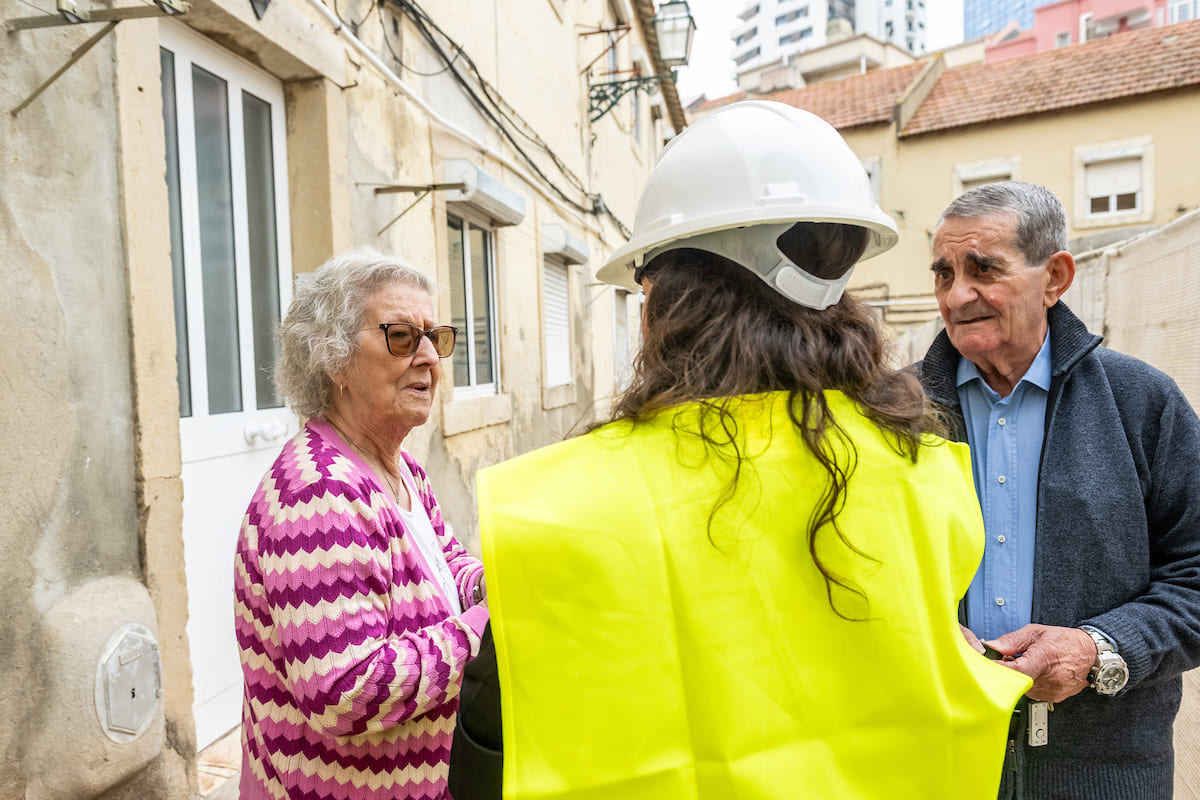 A intervenção inclui a construção de habitações, espaços de equipamento de proximidade e um auditório com capacidade para 80 pessoas, que será integrado na rede “Um teatro em cada bairro”. 