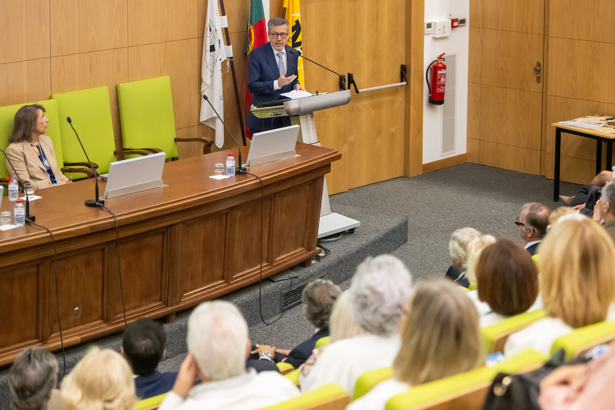“O voluntariado é um pilar essencial no apoio aos hospitais" - Carlos Moedas