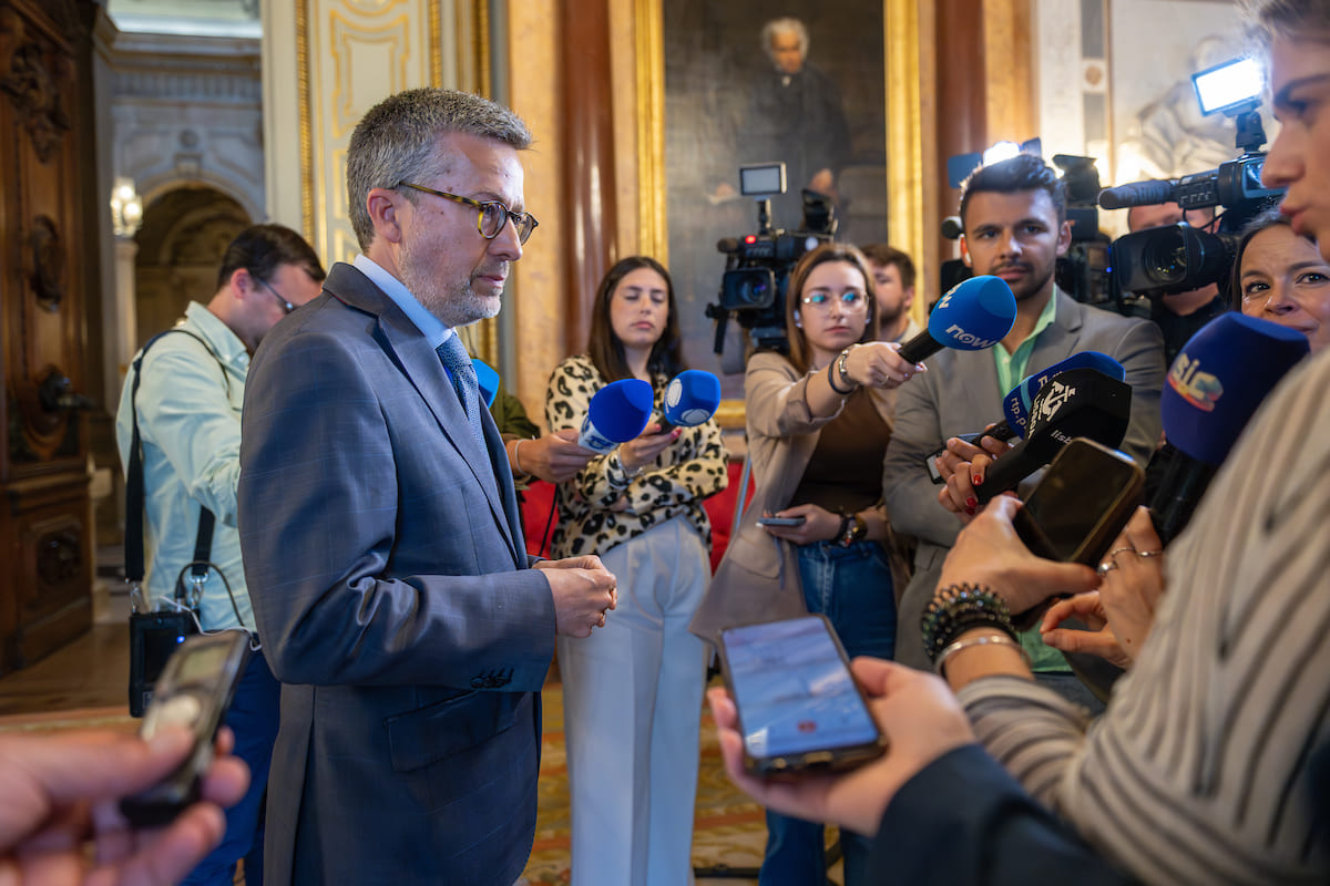 O presidente da Câmara Municipal de Lisboa fez esta tarde um ponto de situação sobre as últimas horas vividas na cidade após o apagão O presidente da Câmara Municipal de Lisboa fez esta tarde um ponto de situação sobre as últimas horas vividas na cidade após o apagão