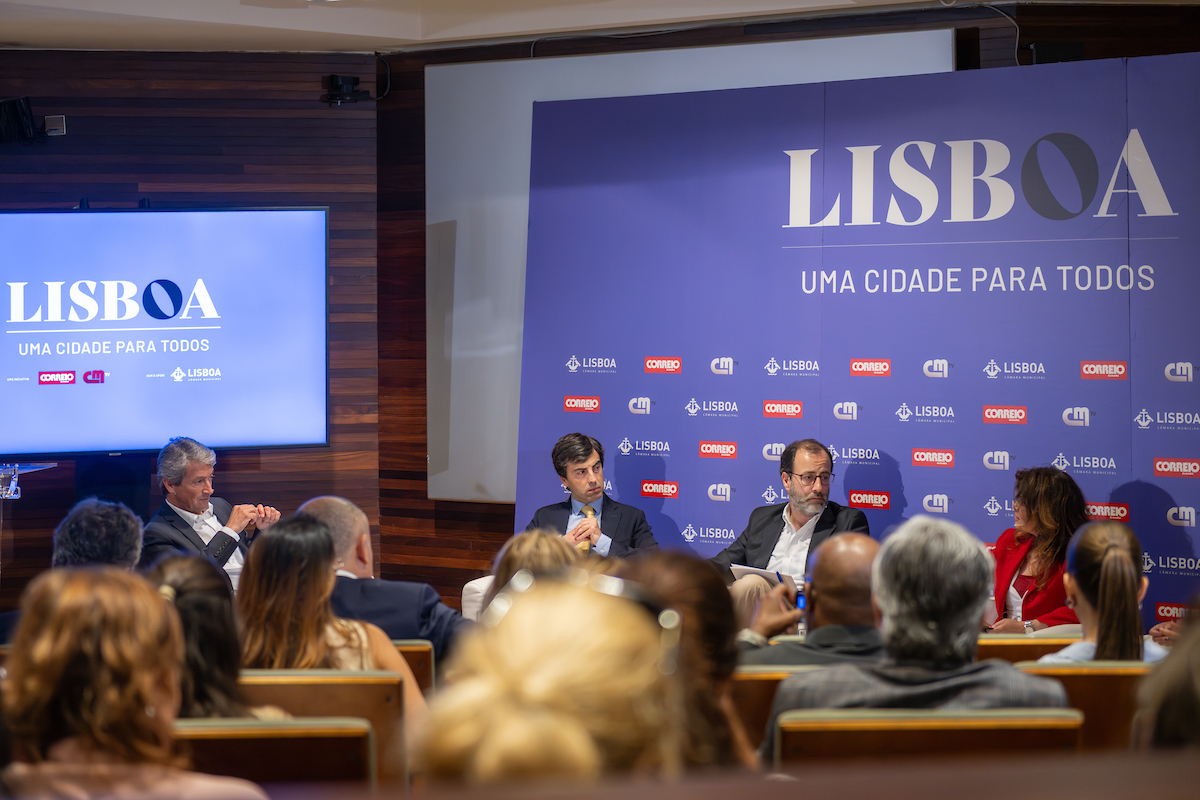A conferência foi dedicada à reflexão sobre políticas de acolhimento, integração e participação cívica na capital