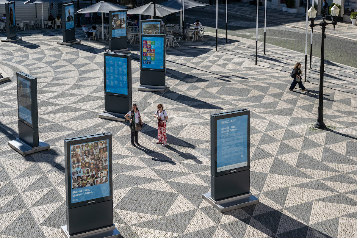 A Praça do Município recebe “Vidas Partilhadas, Futuro Partilhado”, uma viagem visual por histórias reais de pessoas em todo o mundo 