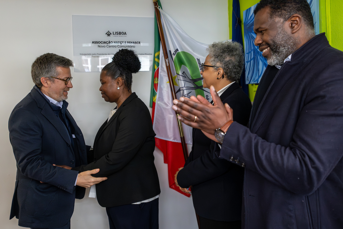 Carlos Moedas, presidente da CML e Eunice Correia, presidente da Associação Nasce e Renasce