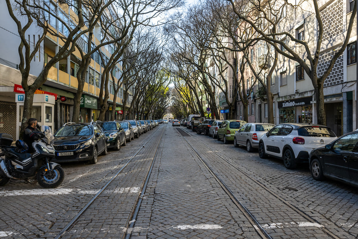 Obras na Rua Ferreira Borges decorrem até agosto de 2027