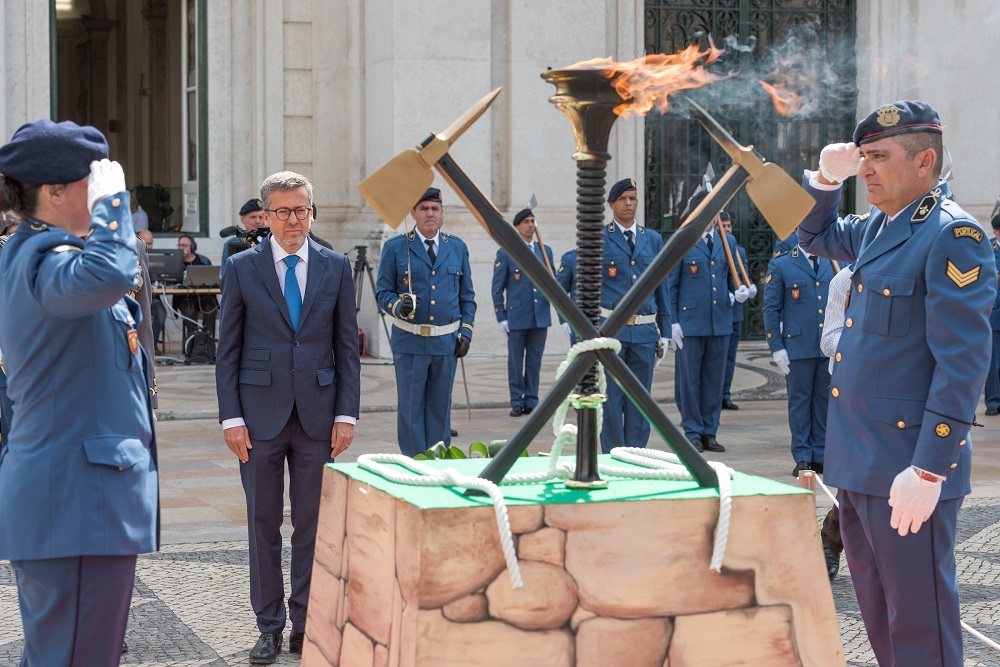 Homenagem aos bombeiros mortos em serviço