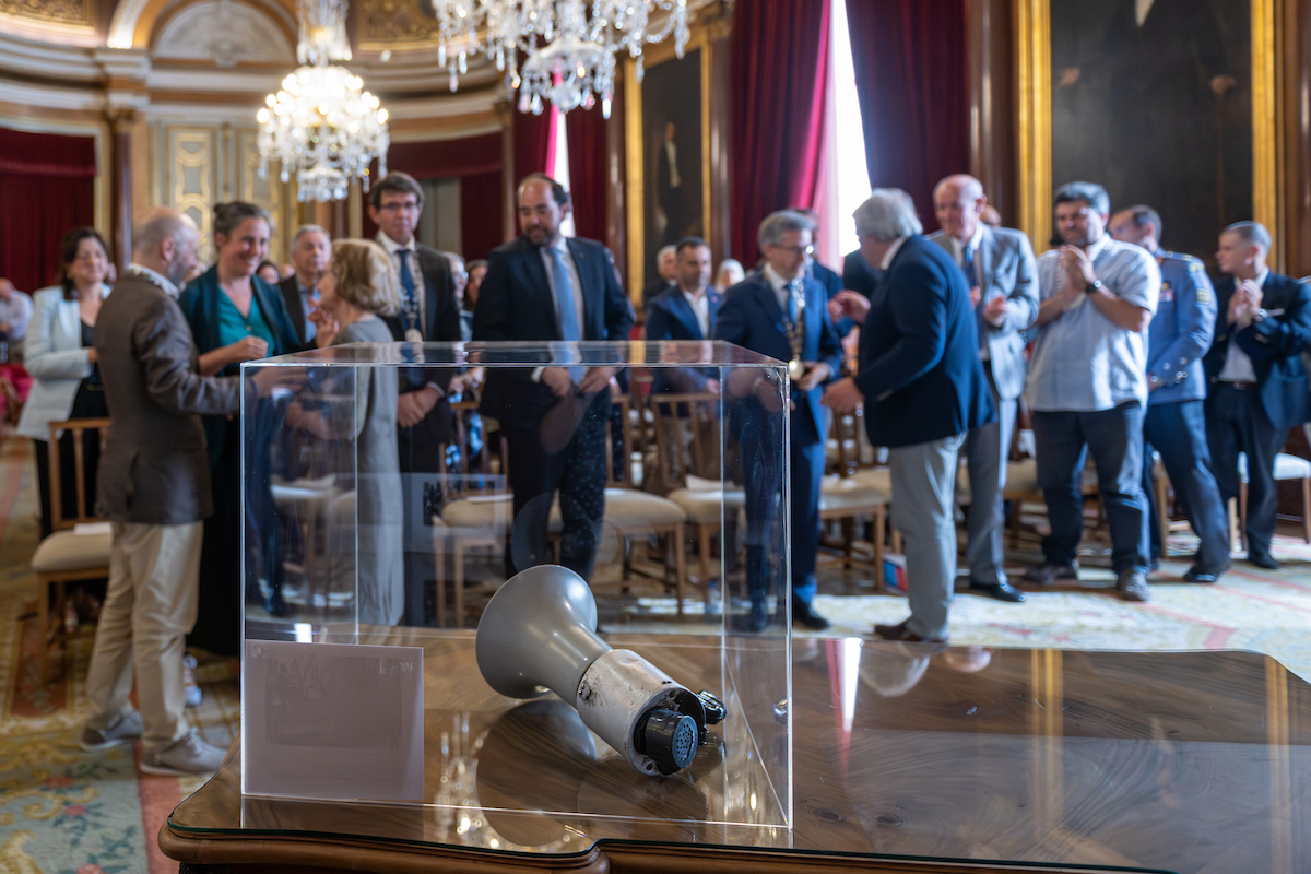 Salgueiro Maia usou este megafone a 25 de Abril de 1974, no Largo do Carmo, de forma a intimidar Marcello Caetano a render-se e a entregar o poder às forças da democracia