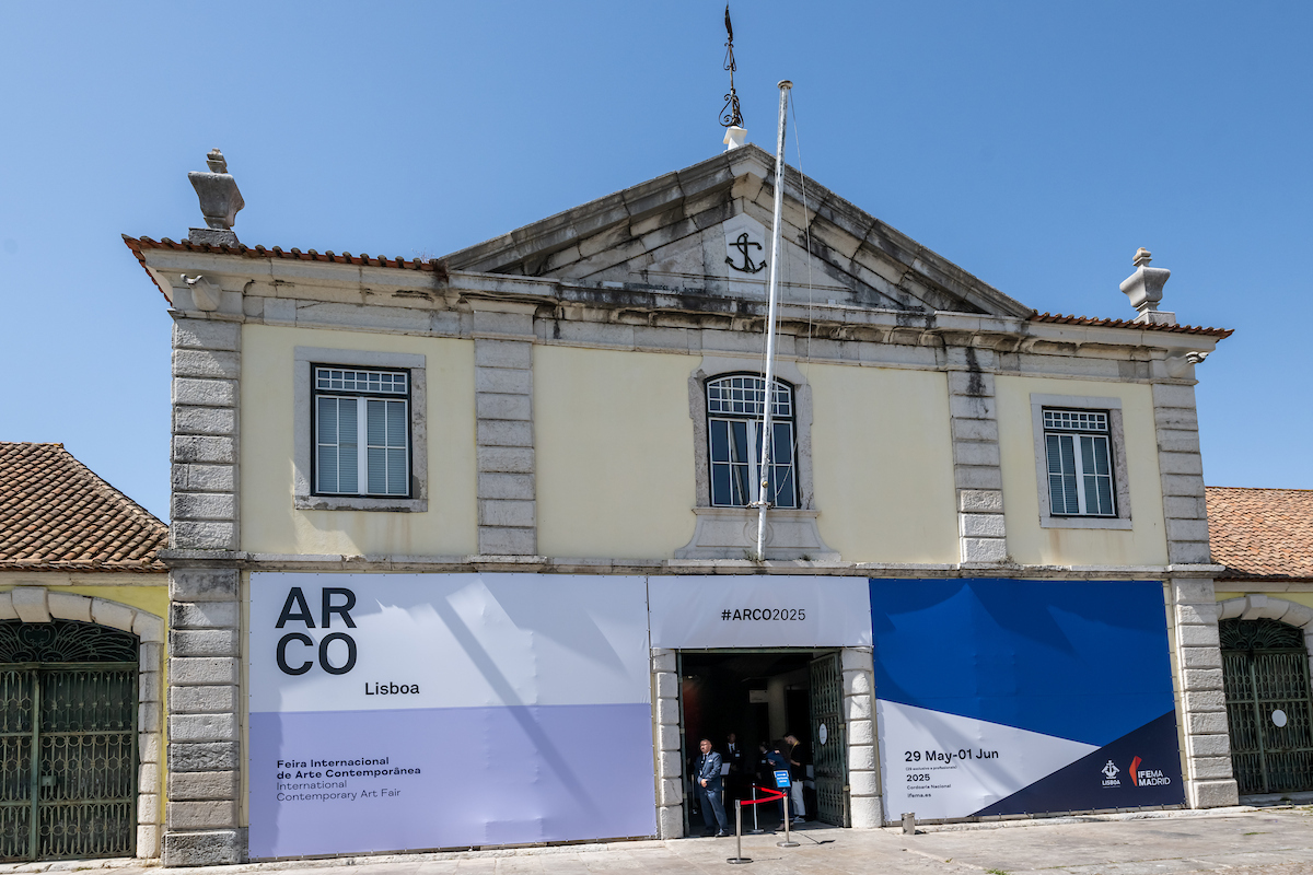 Este ano, a ARCO Lisboa tem entrada gratuita para jovens até aos 25 anos na sexta-feira, e sábado, a partir das 15 horas, na Cordoaria Nacional.