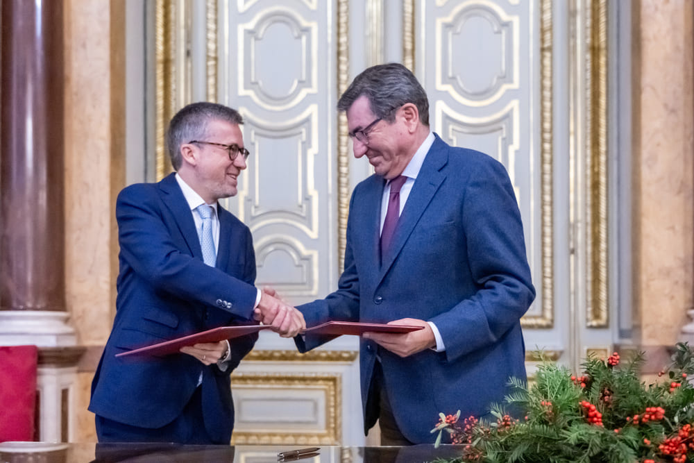 Carlos Moedas, presidente da Câmara Municipal de Lisboa, e João Goulão, presidente do Instituto para os Comportamentos Aditivos e as Dependências