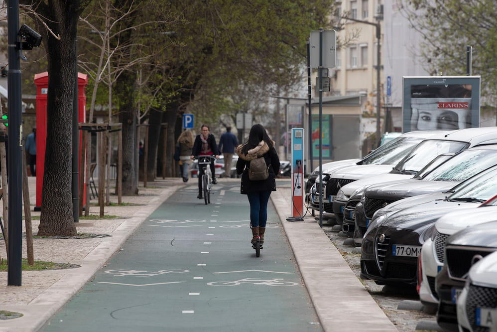 Lisboa define locais de estacionamento obrigatórios, limite de velocidade e número de trotinetes e bicicletas partilhadas em circulação