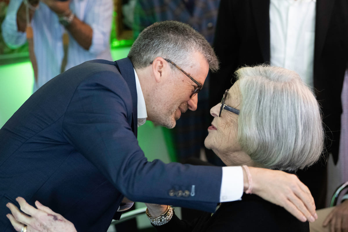 “É uma distinção justa, a uma mulher imensa”: Carlos Moedas