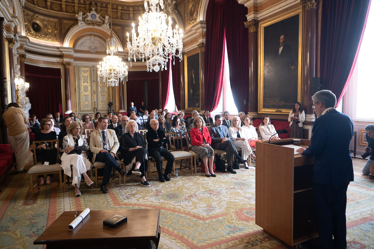 Cerimónia de entrega da Medalha de Honra da Cidade a António Damásio - Salão Nobre dos Paços do Concelho