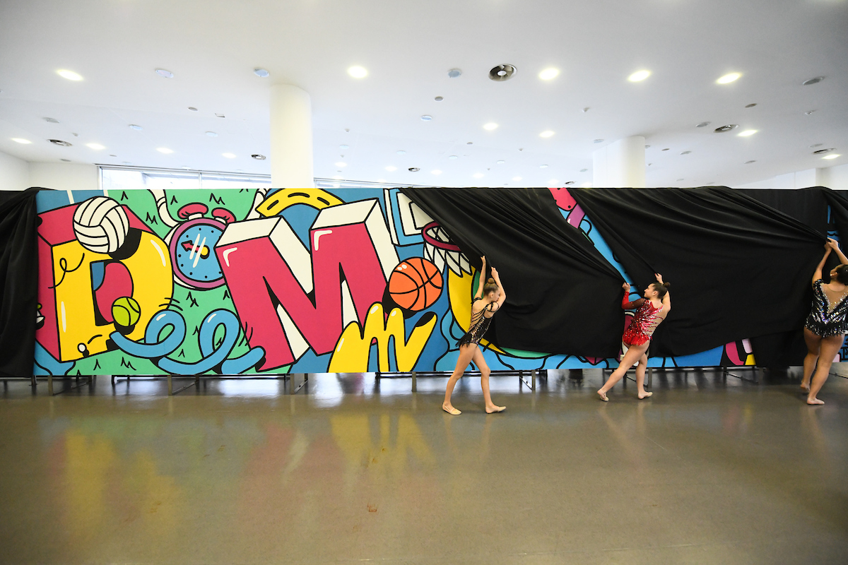 O equipamento conta ainda com um novo mural de arte urbana