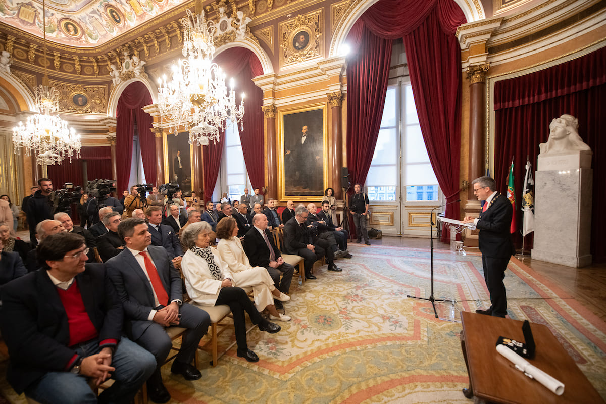 A distinção, celebra "uma figura que representa os valores mais elevados do desporto e da cidadania".