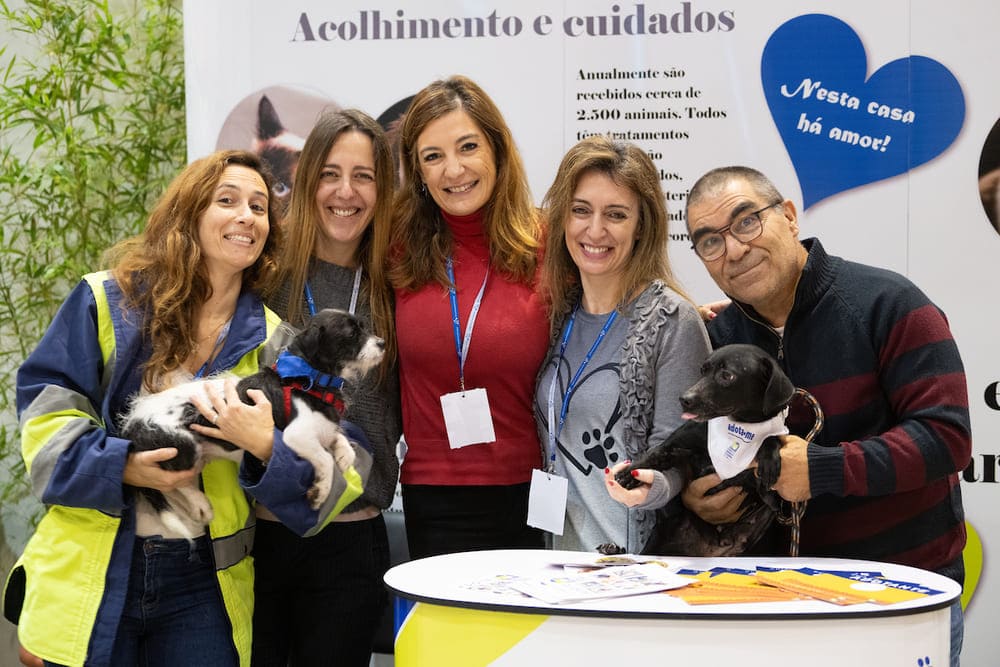 A CAL em 2023 realizou perto de 20 mil consultas, tratamentos e exames e 1926 cirurgias, informações avançadas por Sofia Baptista, responsável pelo centro. Uma equipa empenhada e dedicada. 
