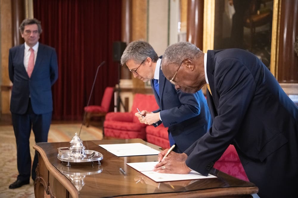 Memorando de Entendimento reforça cooperação entre Lisboa e Maputo - Salão Nobre dos Paços de Concelho de Lisboa