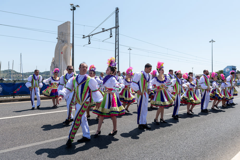 Marcha dos Mercados desfila no Red Bull Showrun Lisboa - Belém