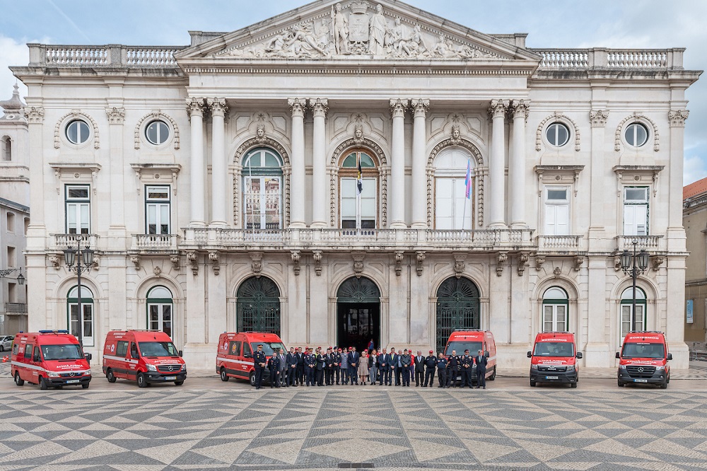 Bombeiros Voluntários de Lisboa recebem cerca de 500 mil euros