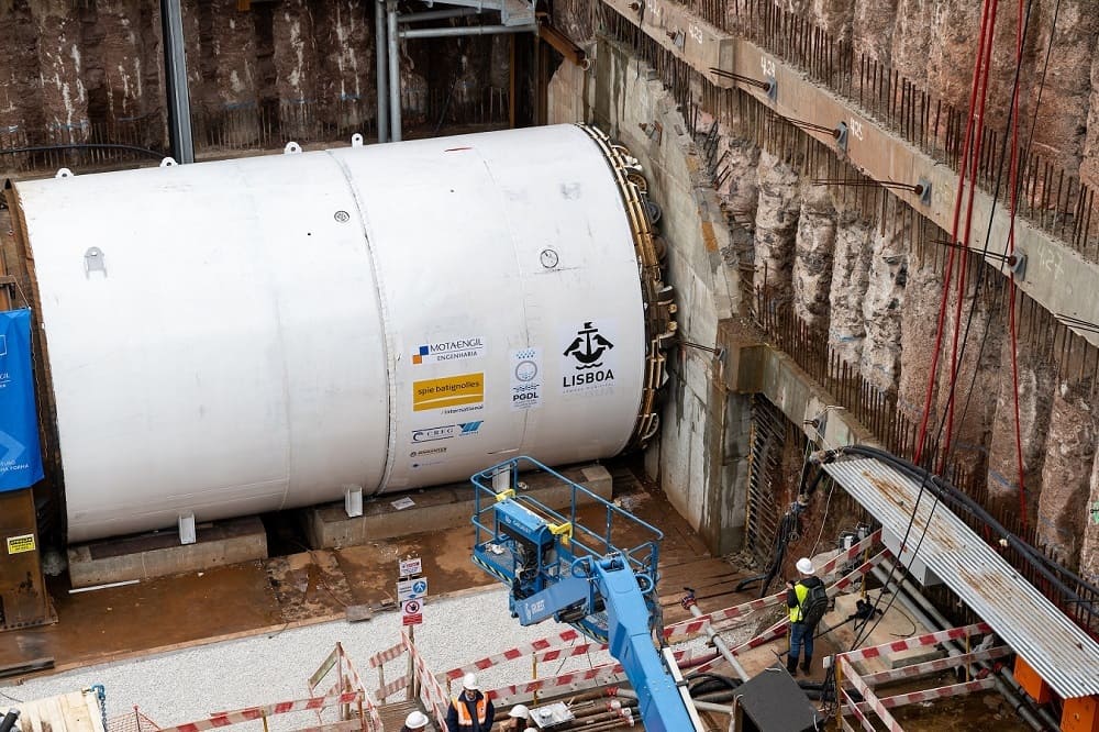 A tuneladora H2O começou a escavação do túnel Monsanto-Santa Apolónia