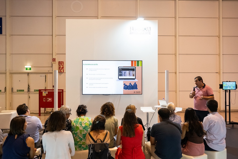 Apresentação do projeto de recolha seletiva de resíduos alimentares -Portugal Smart Cities Summit - Cidades Inteligentes