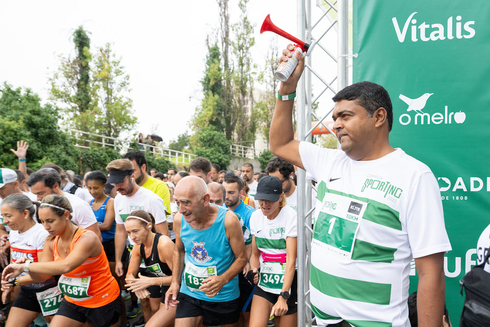 O vereador do Desporto da CML, Ângelo Pereira, deu o tiro de partida da Corrida Sporting 2023