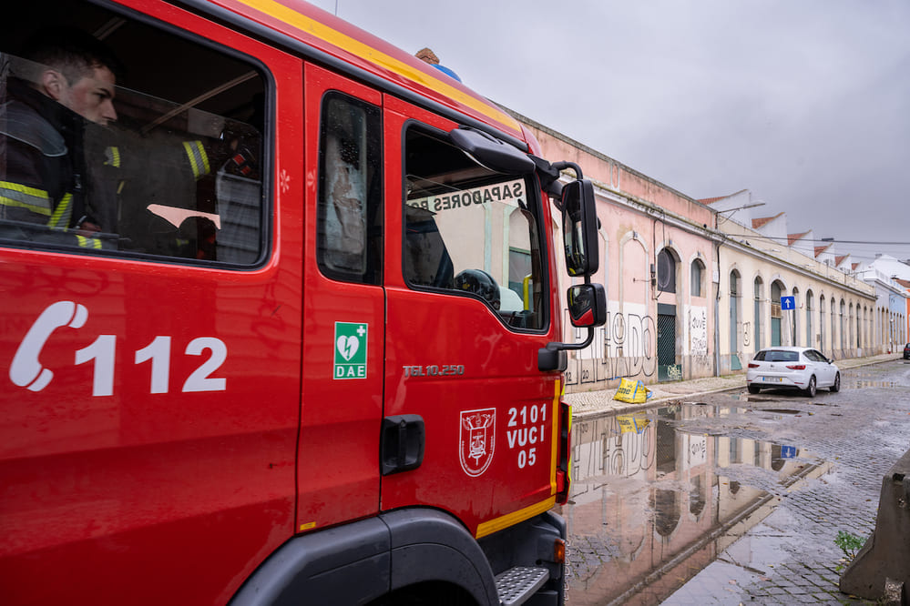 Centenas de operacionais estão desde a noite e madrugada de 12 e 13 de dezembro no terreno