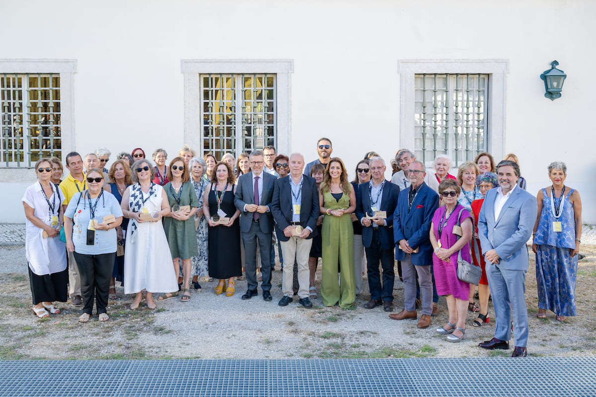 Festa do Professor presta homenagem aos 45 docentes jubilados