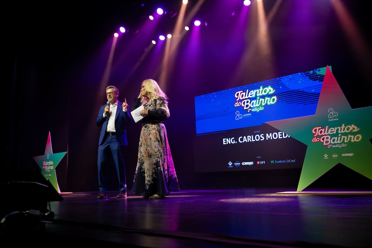 Carlos Moedas, presidente da CML, e Teresa Guilherme, apresentadora do "Talentos do Bairro"