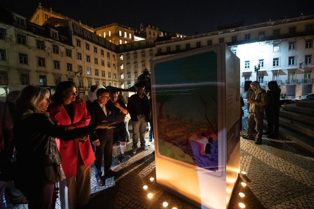 Câmara de Lisboa associou-se à Hora do Planeta - Na Praça do Município foi instalada uma exposição sobre a alimentação sustentável