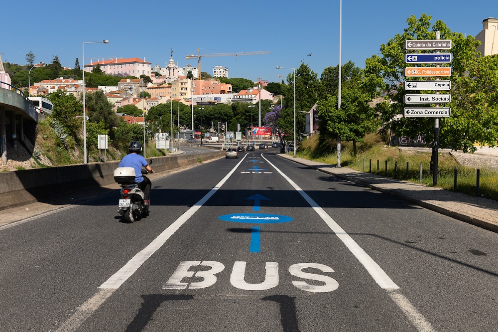 Avenida da Ponte, em Alcântara