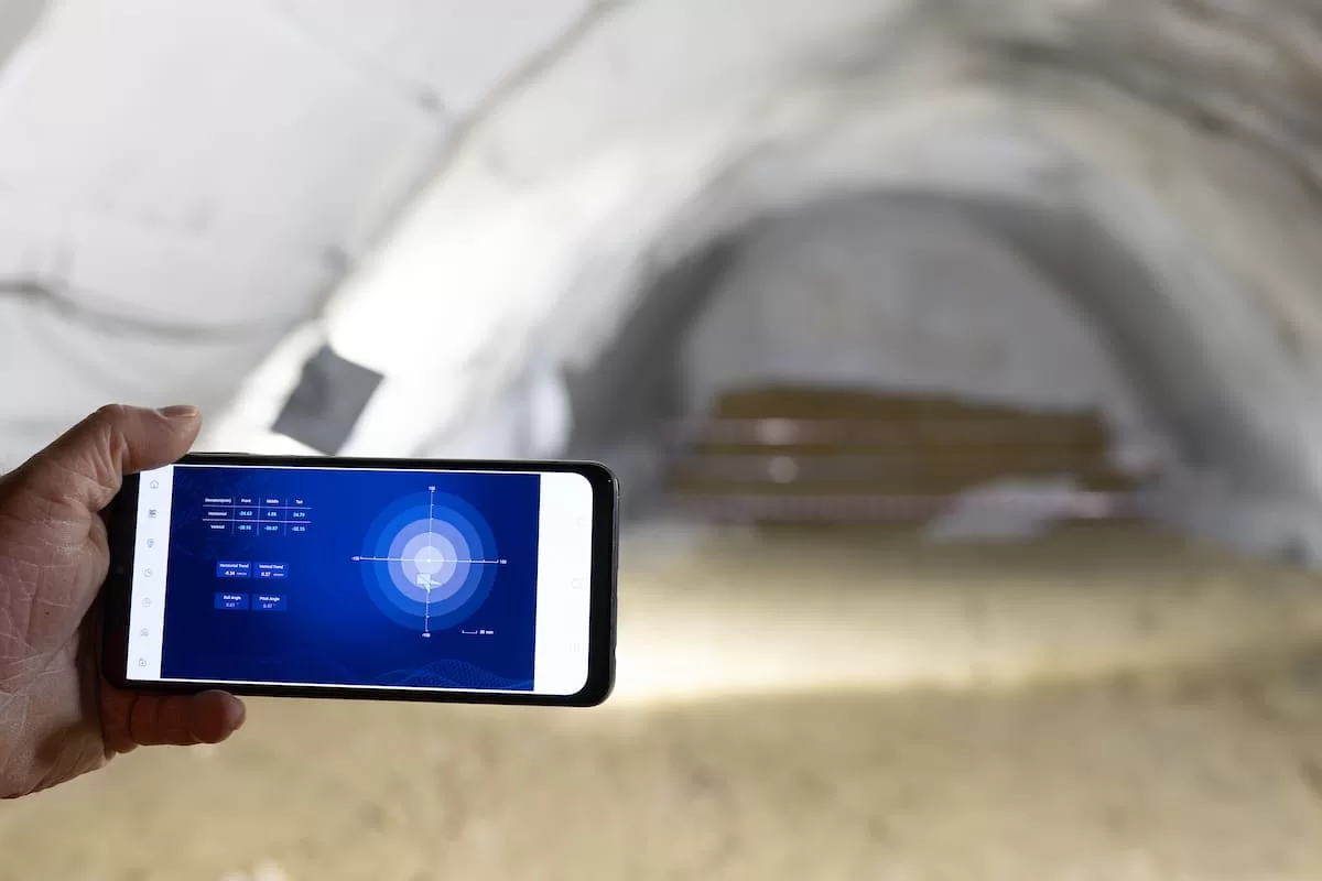 Equipa do Plano Geral de Drenagem de Lisboa acompanha os momentos finais de escavação do túnel