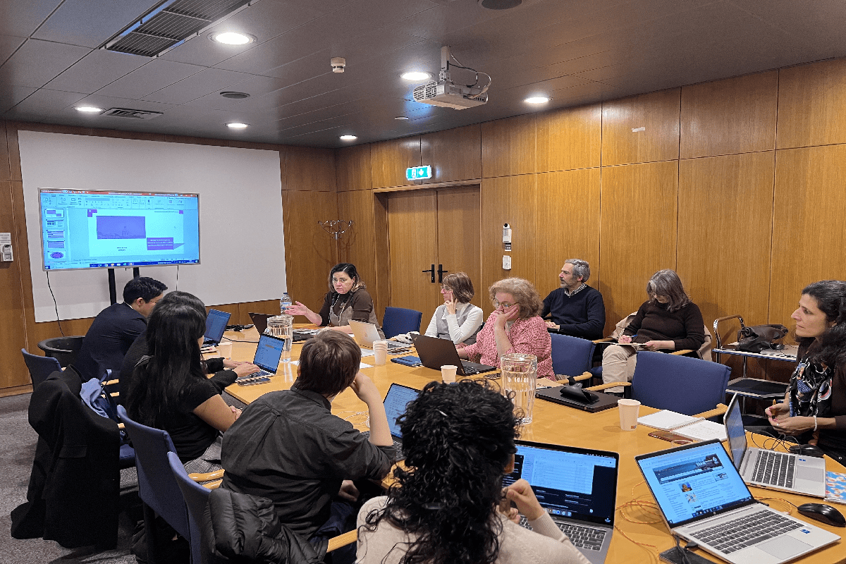 Alunos da Columbia University recebidos na CML, no âmbito de um projeto de avaliação das medidas previstas na Estratégia Municipal da Transparência e Prevenção da Corrupção