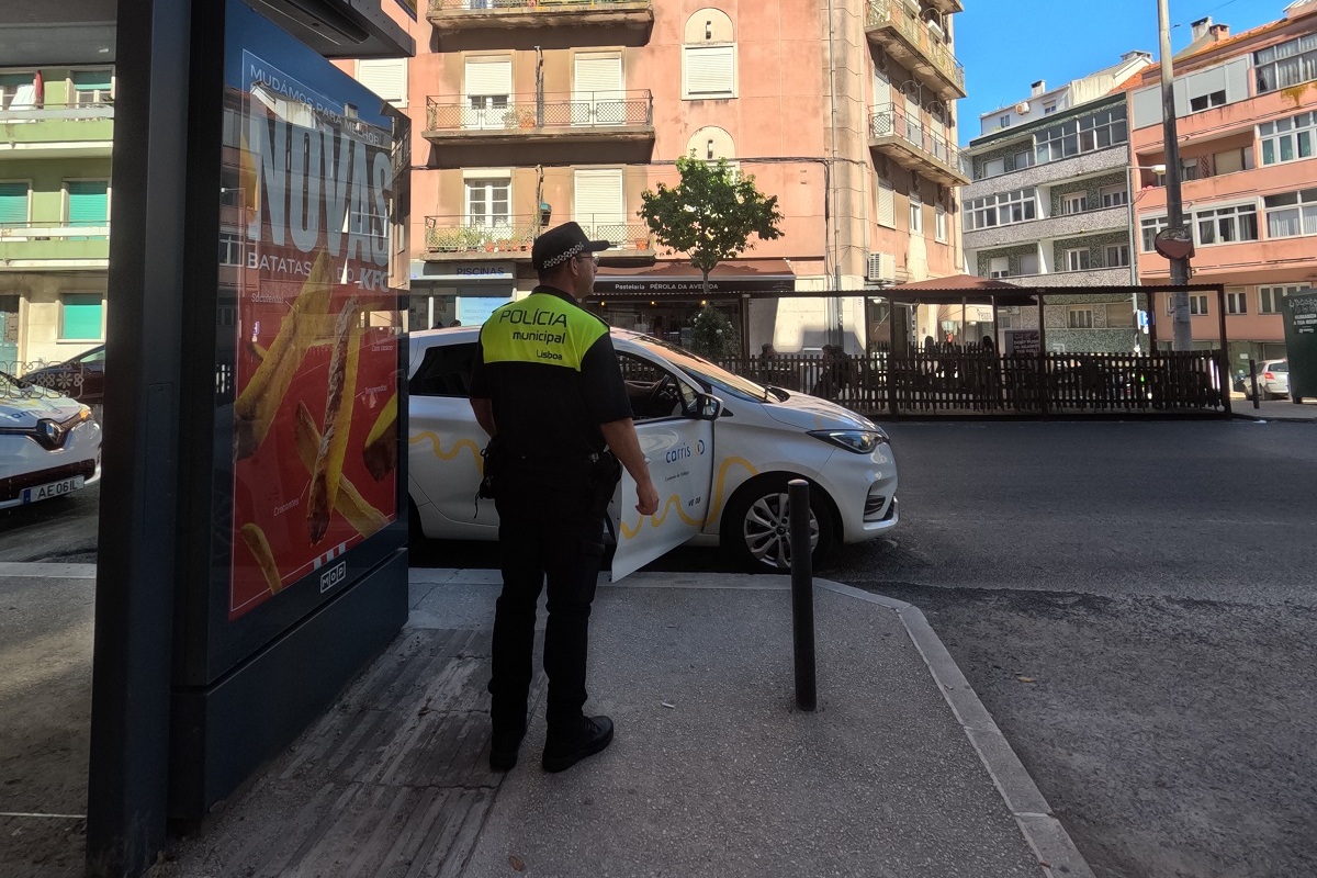 Carris e Polícia Municipal registaram mais de 3 000 infrações pela utilização indevida das paragens e corredores BUS