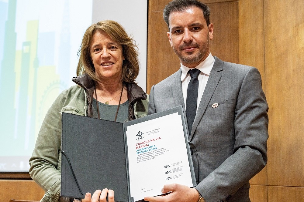 Laurinda Alves, vereadora dos Direitos Humanos e Sociais, e Gonçalo Lobo, vice-presidente para as Relações Regionais do IAPAC