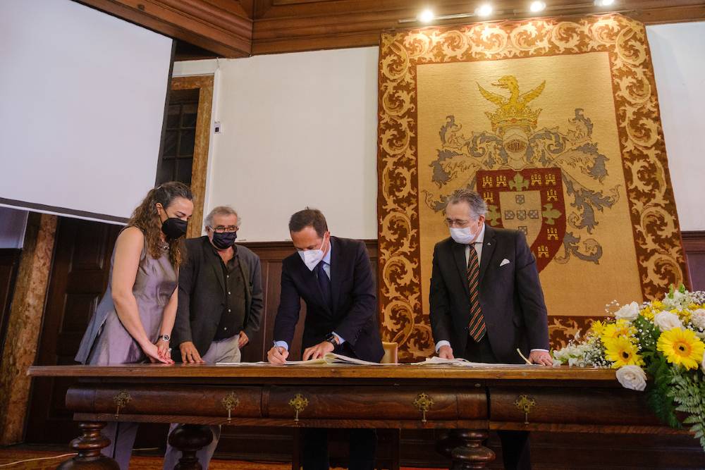 José Sá Fernandes, Fernando Medina, Ribeiro e Castro - Assinatura de Protocolo entre a Câmara Municipal de Lisboa e a Sociedade Histórica da Independência de Portugal
