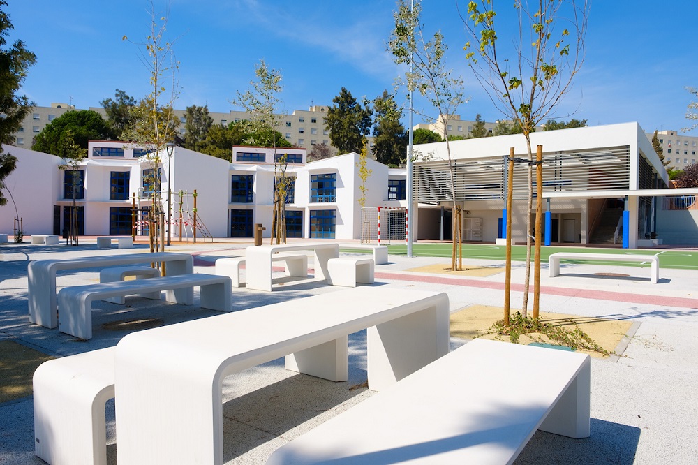 Escola Básica Luiza Neto Jorge