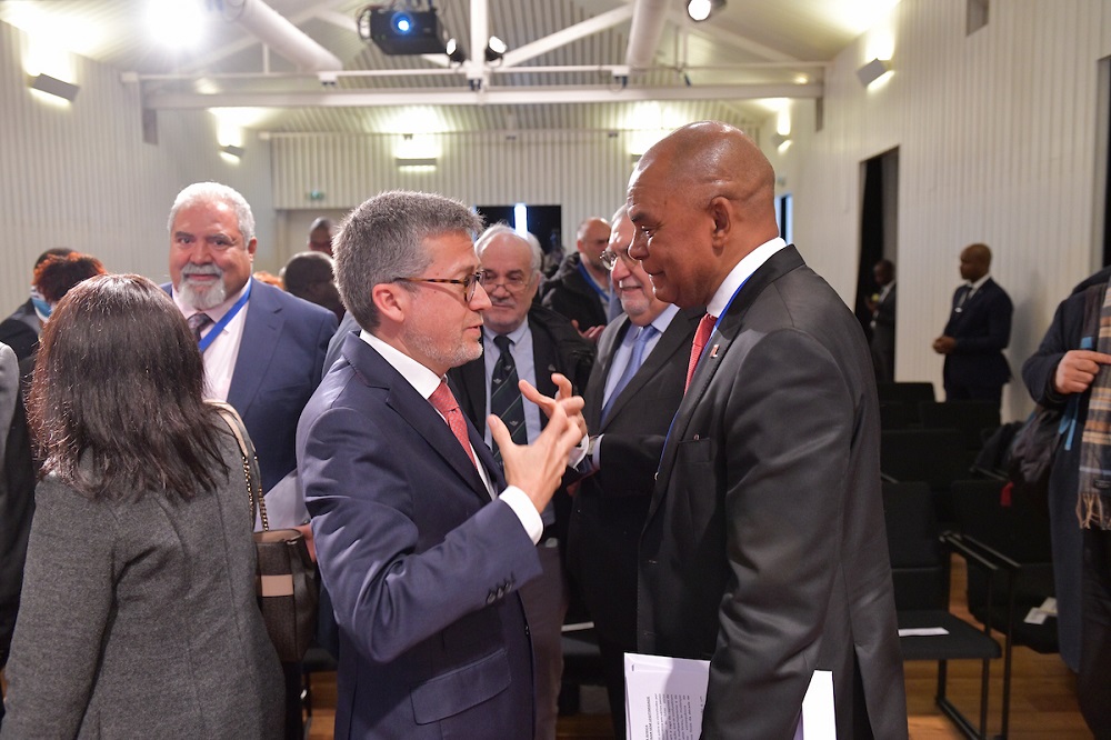 O encontro foi organizado pela Internacional Democrática do Centro, na União das Cidades Capitais de Língua Portuguesa, em Lisboa