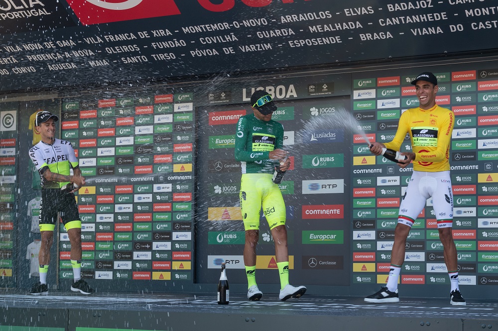 Rafael Reis venceu o contrarrelógio individual de 5,4 km que marcou o arranque da Volta a Portugal em Bicicleta
